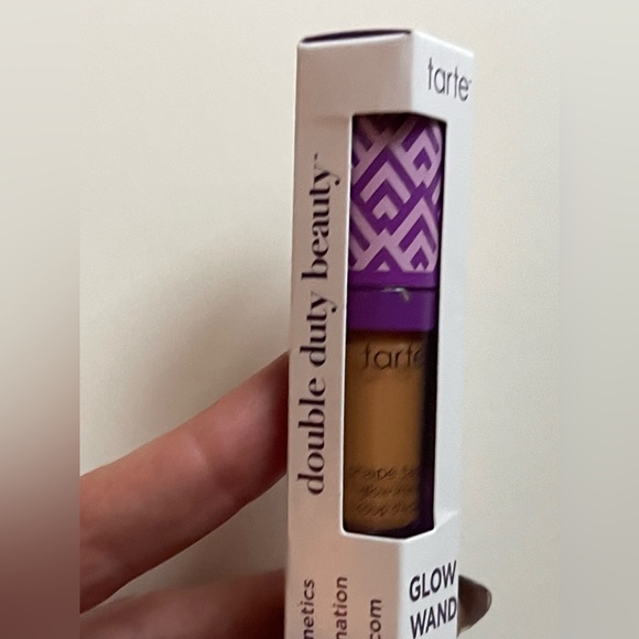 Shape Tape Glow Wand Liquid in Auoral .033 fl oz 1ml - Picture 8 of 8